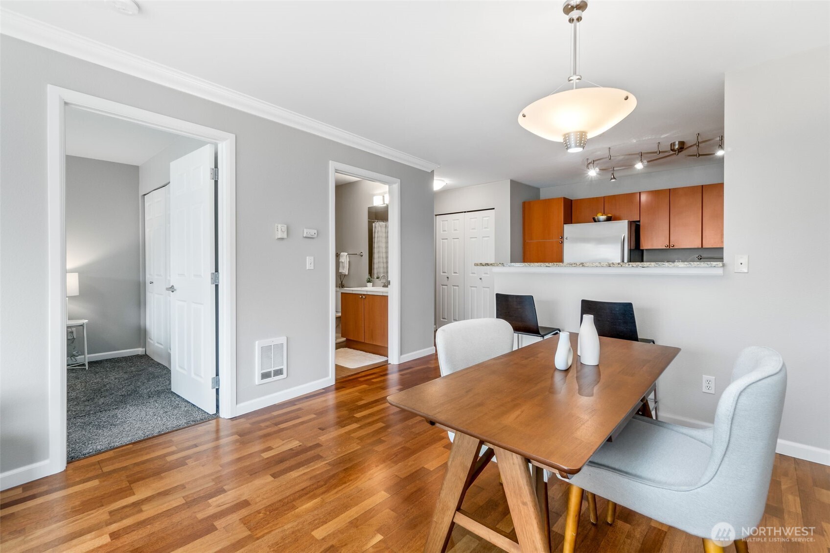 621 5th Avenue N Seattle WA 98109