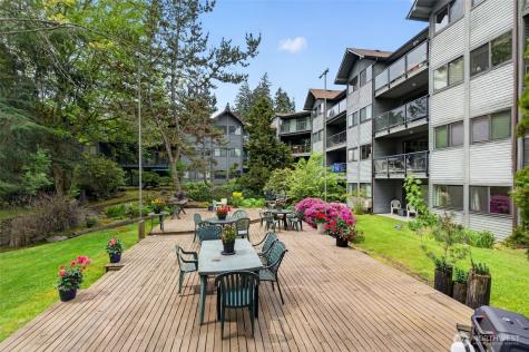 19428 Aurora Avenue N Shoreline WA 98133