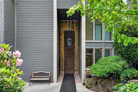 19428 Aurora Avenue N Shoreline WA 98133