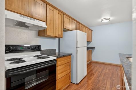 19428 Aurora Avenue N Shoreline WA 98133