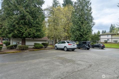 12505 NE 117th Place Kirkland WA 98034