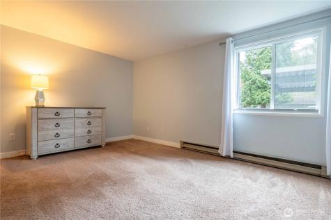 12505 NE 117th Place Kirkland WA 98034