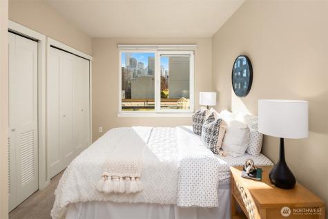 76 Cedar Street Seattle WA 98121