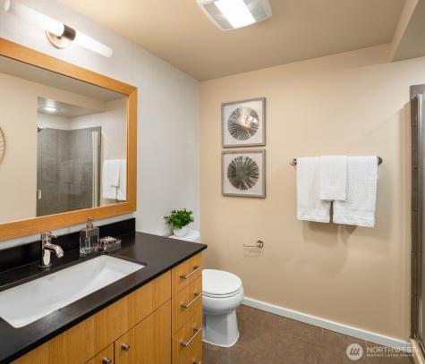 76 Cedar Street Seattle WA 98121
