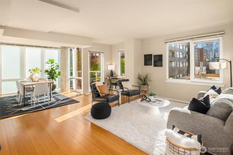 76 Cedar Street Seattle WA 98121