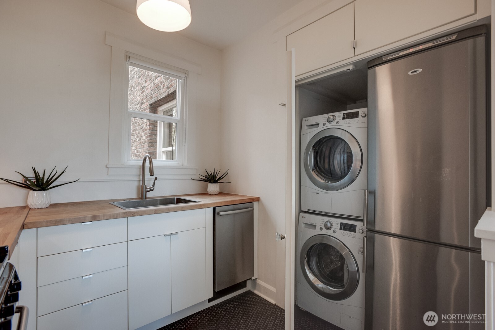 214 Summit Avenue E Seattle WA 98102