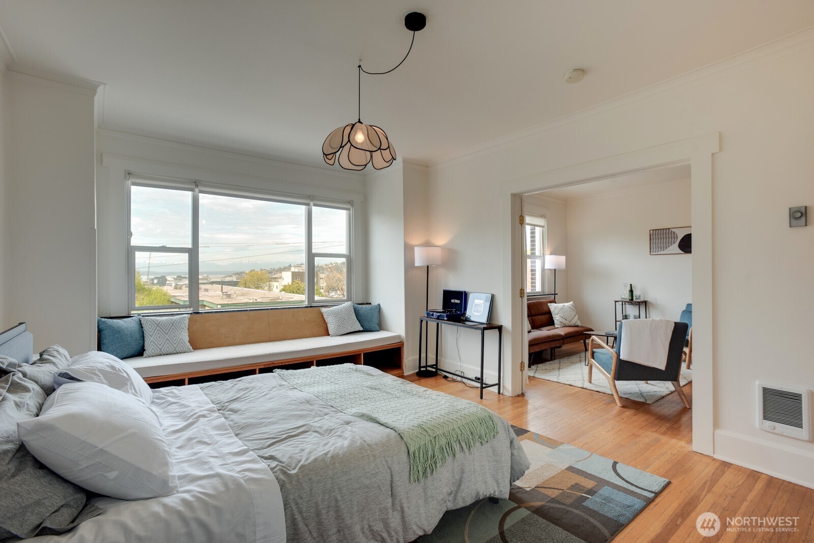 214 Summit Avenue E Seattle WA 98102