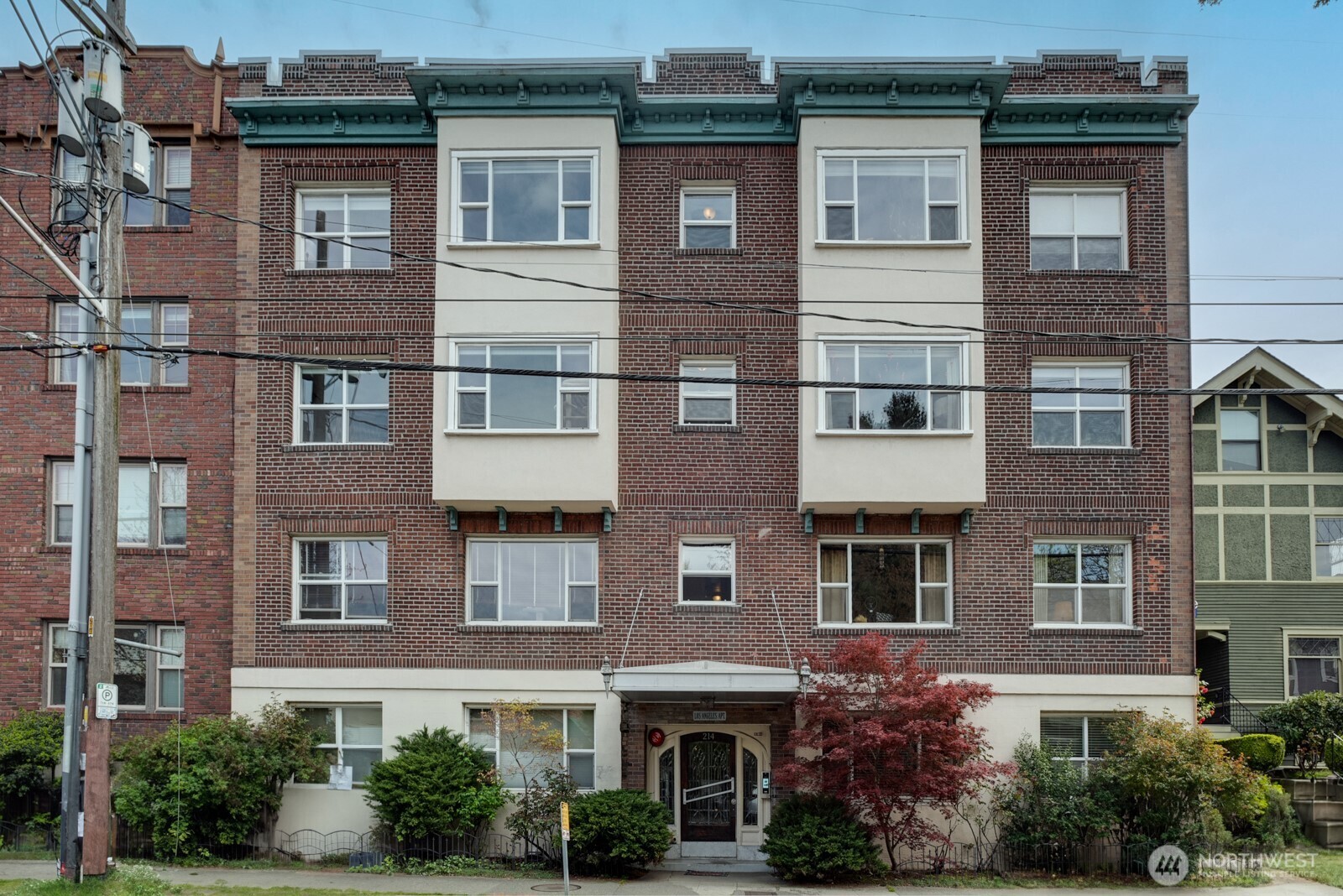 214 Summit Avenue E Seattle WA 98102