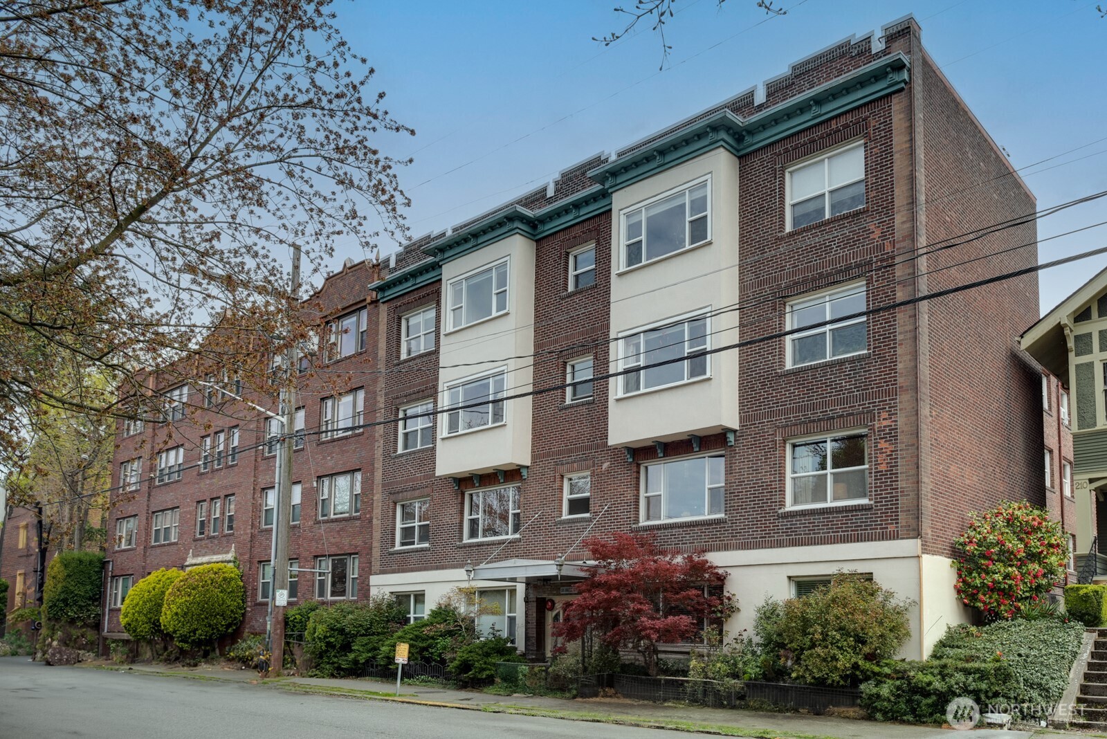 214 Summit Avenue E Seattle WA 98102