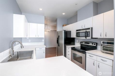 4714 Fairwood Boulevard NE Tacoma WA 98422