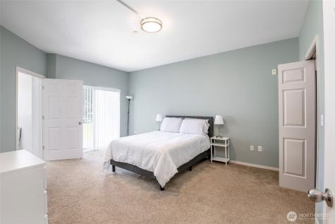 4714 Fairwood Boulevard NE Tacoma WA 98422