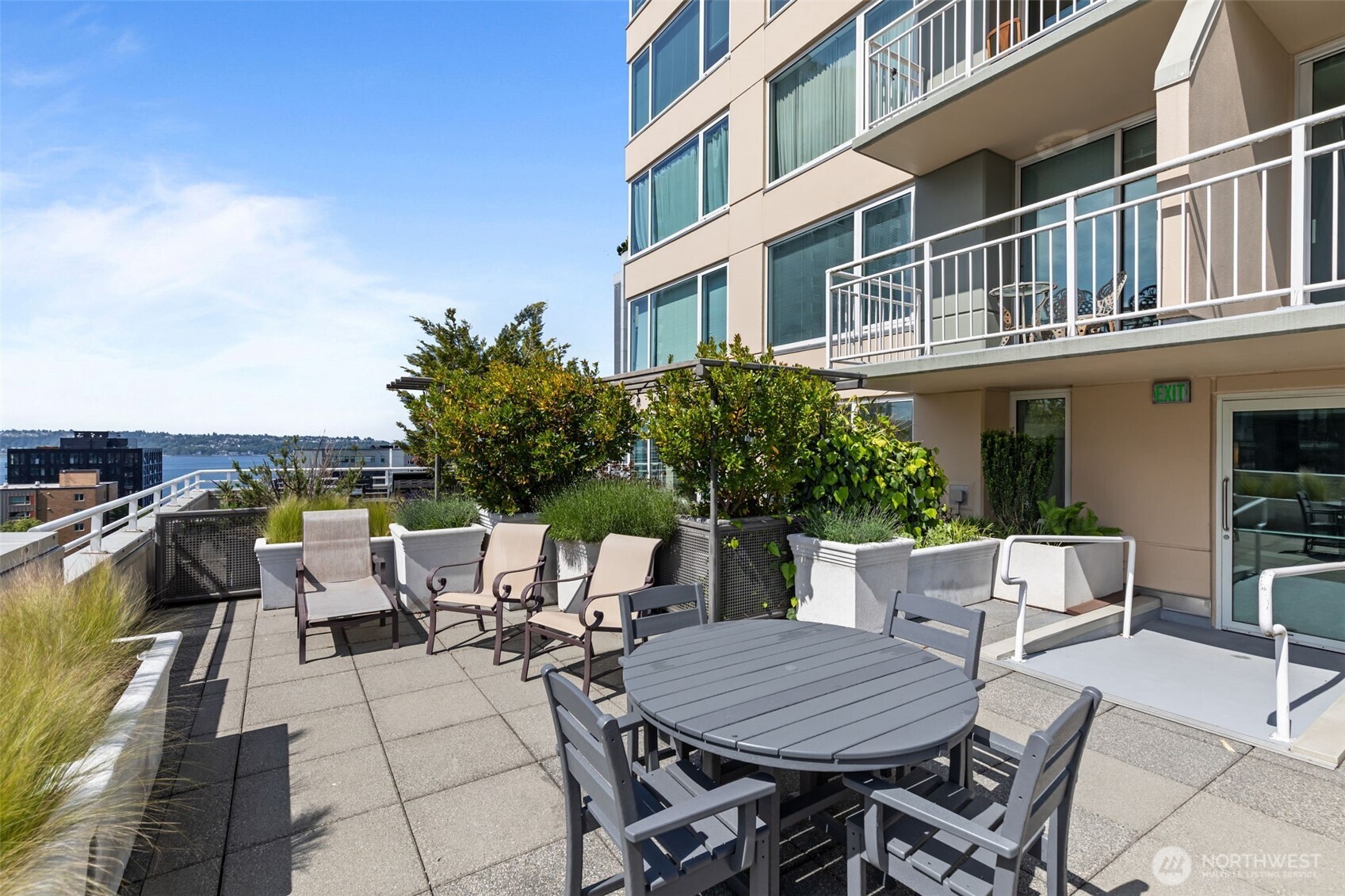 2600 2nd Avenue Seattle WA 98121