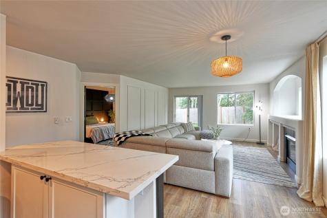 8833 1st Street NE Lake Stevens WA 98258