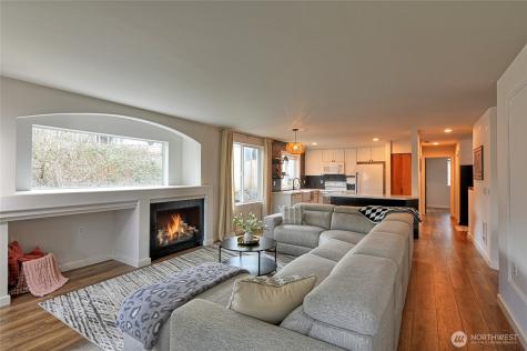8833 1st Street NE Lake Stevens WA 98258