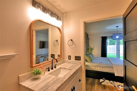 8833 1st Street NE Lake Stevens WA 98258