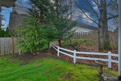 8833 1st Street NE Lake Stevens WA 98258