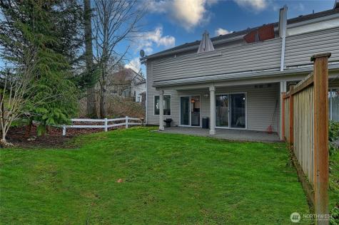 8833 1st Street NE Lake Stevens WA 98258