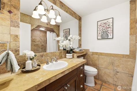 515 S Lake Street Kirkland WA 98033