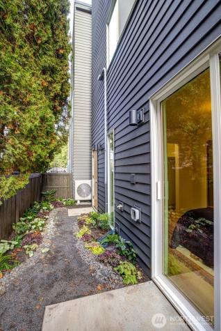 4405 S Holly Street Seattle WA 98118
