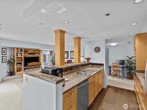 121 Vine Street Seattle WA 98121