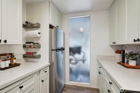 6668 137th Place NE Redmond WA 98052