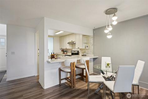 6668 137th Place NE Redmond WA 98052