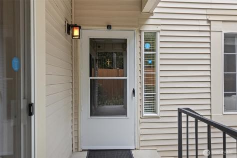 10909 Avondale Road NE Redmond WA 98052