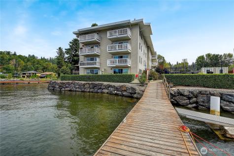 5021 Ripley Lane N Renton WA 98056