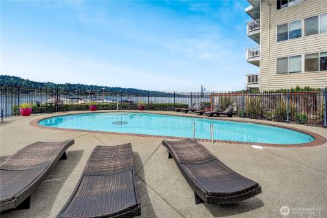 5021 Ripley Lane N Renton WA 98056