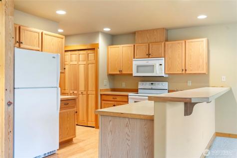 300 Cascadian Court Winthrop WA 98862