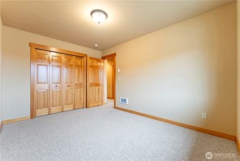 300 Cascadian Court Winthrop WA 98862