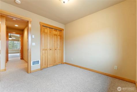 300 Cascadian Court Winthrop WA 98862