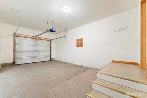 300 Cascadian Court Winthrop WA 98862