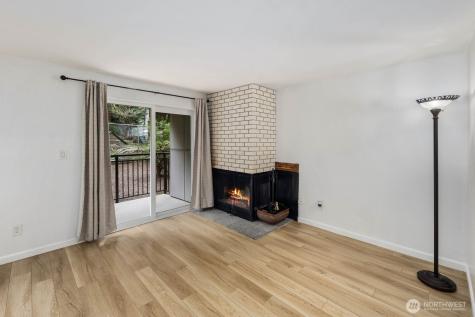 210 SW Clark Street Issaquah WA 98027