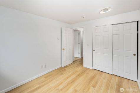 210 SW Clark Street Issaquah WA 98027