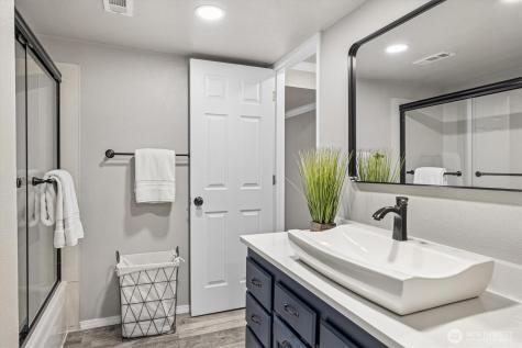 3518 109th Place NE Bellevue WA 98004