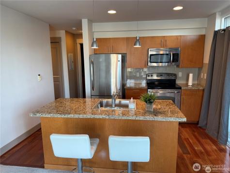 4547 8th Avenue NE Seattle WA 98105