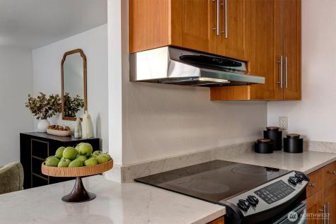 2501 Canterbury Lane E Seattle WA 98112