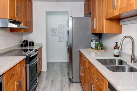 2501 Canterbury Lane E Seattle WA 98112