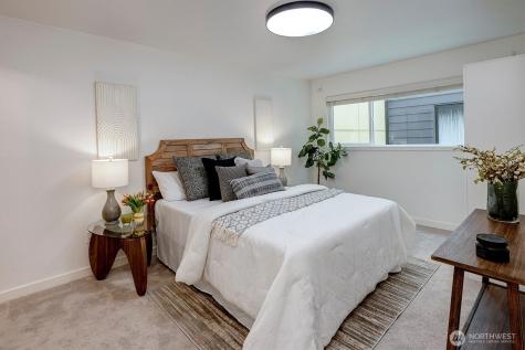 2501 Canterbury Lane E Seattle WA 98112