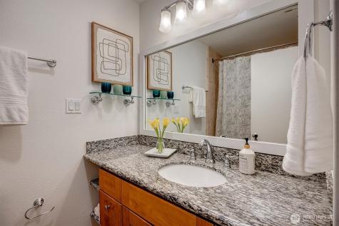 2501 Canterbury Lane E Seattle WA 98112