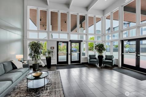 2501 Canterbury Lane E Seattle WA 98112