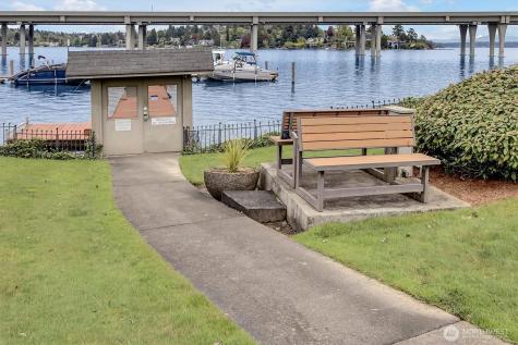2501 Canterbury Lane E Seattle WA 98112