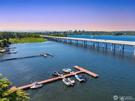 2501 Canterbury Lane E Seattle WA 98112