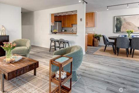 2501 Canterbury Lane E Seattle WA 98112