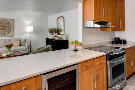 2501 Canterbury Lane E Seattle WA 98112