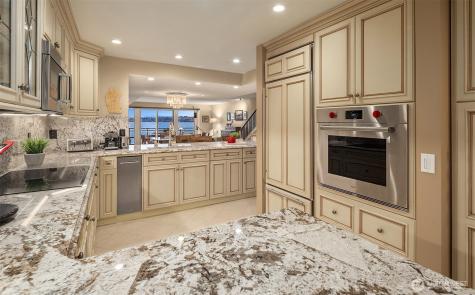 6363 Lake Washington Boulevard NE Kirkland WA 98033