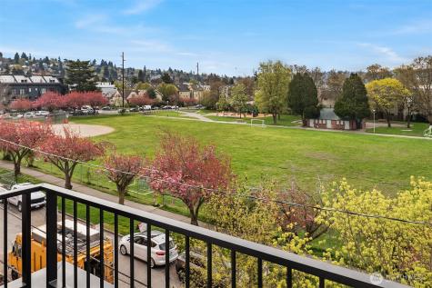 942 NW 54th Street Seattle WA 98107