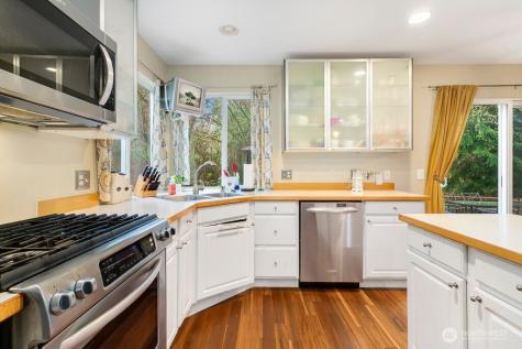 6611 133rd Street SE Snohomish WA 98296
