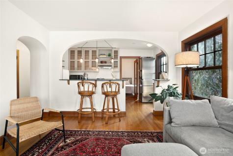 408 Bellevue Avenue E Seattle WA 98102